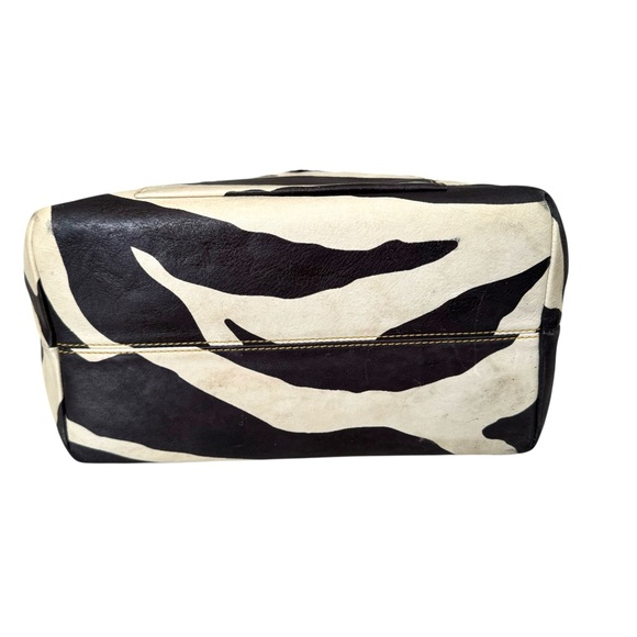 Dooney & Bourke Large Shoulder Bag Zebra Print Vachetta Leather - Picture 11 of 17